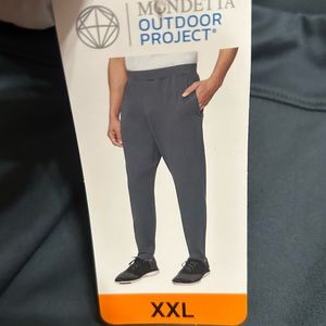 Mondetta mens joggers size XXL, XL NWT